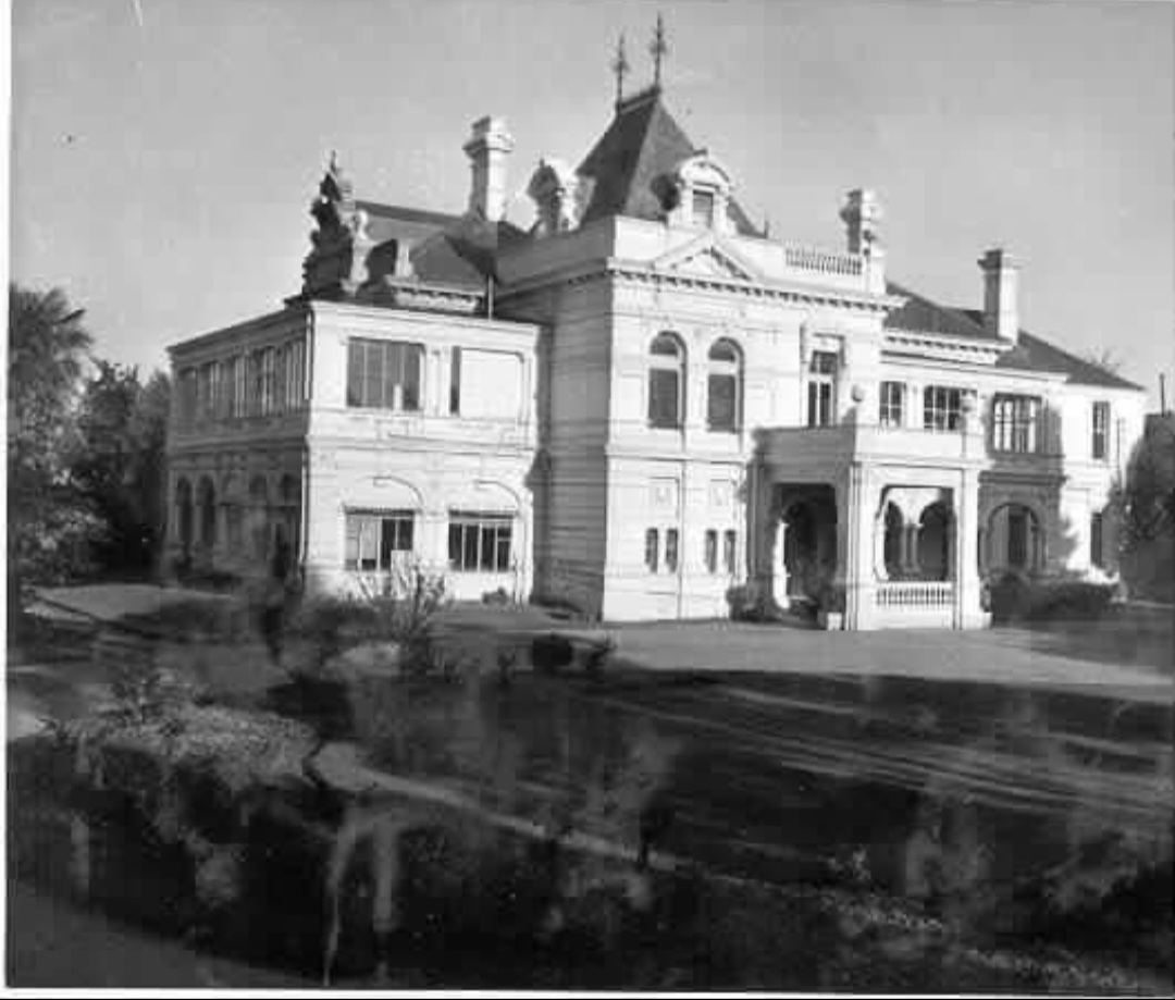 Girl Guides of Victoria established